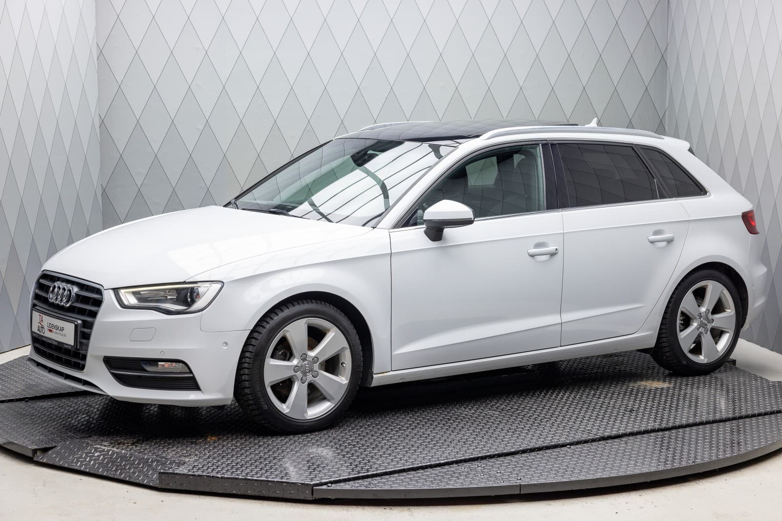 Audi A3 - bilde 2
