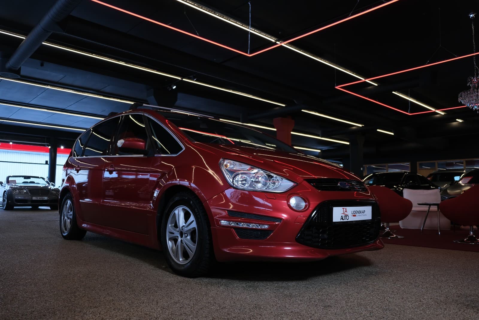 Ford S-MAX - bilde 1