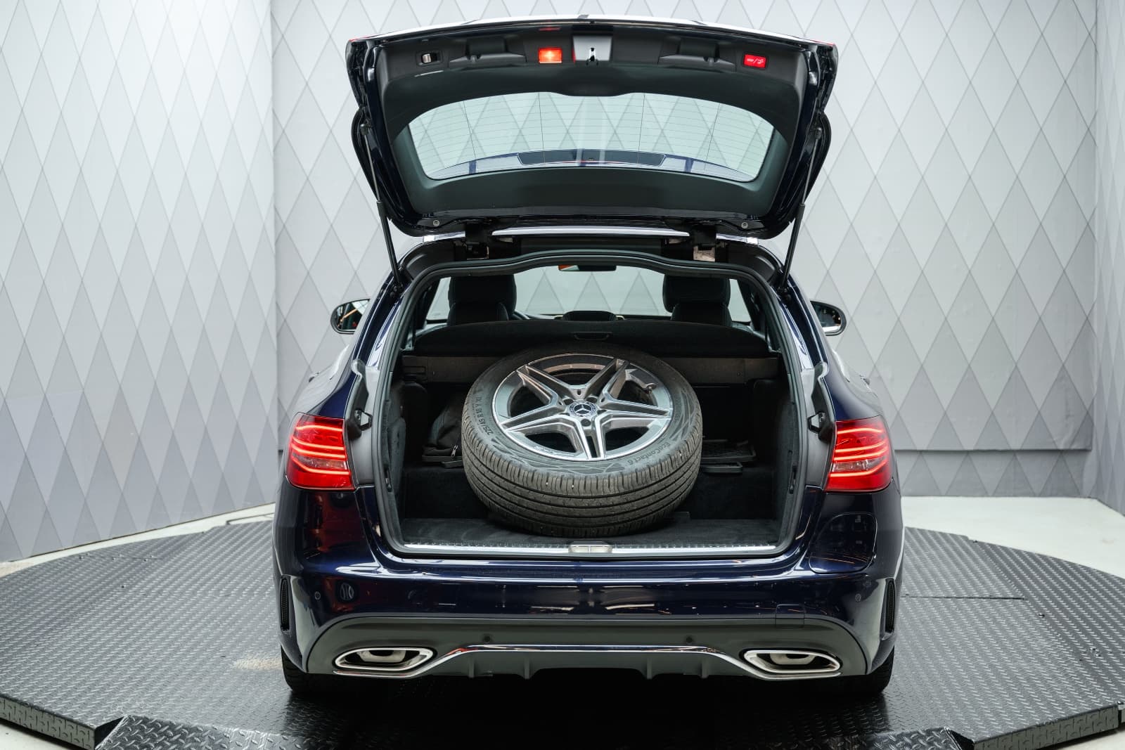 Mercedes-Benz C-Klasse - bilde 8