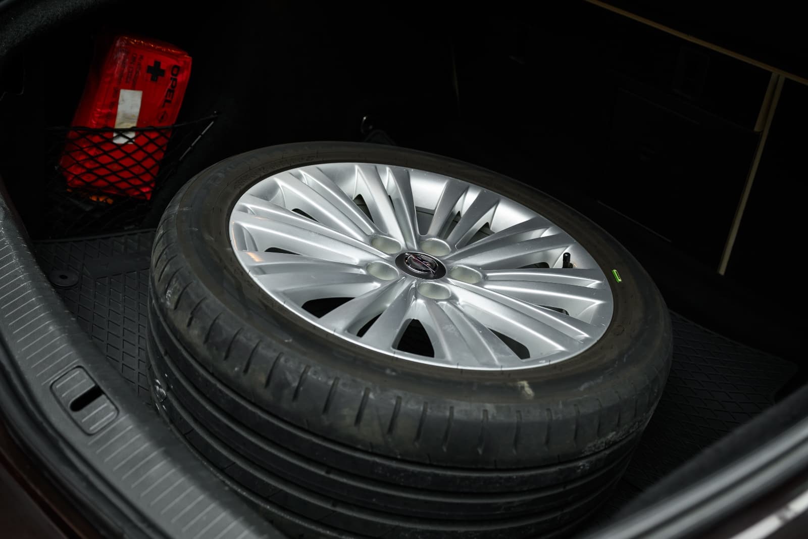 Opel Insignia - bilde 11