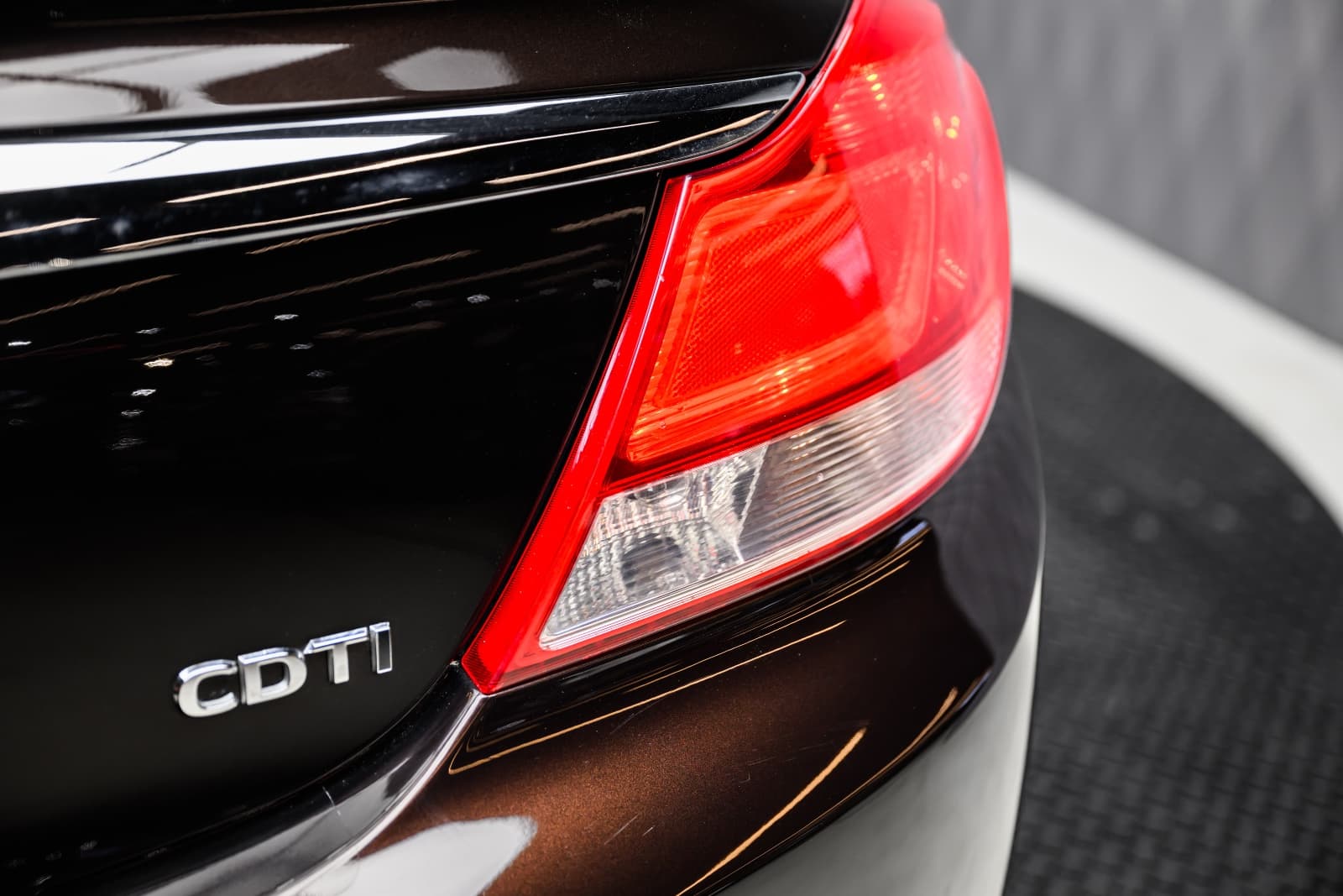 Opel Insignia - bilde 9