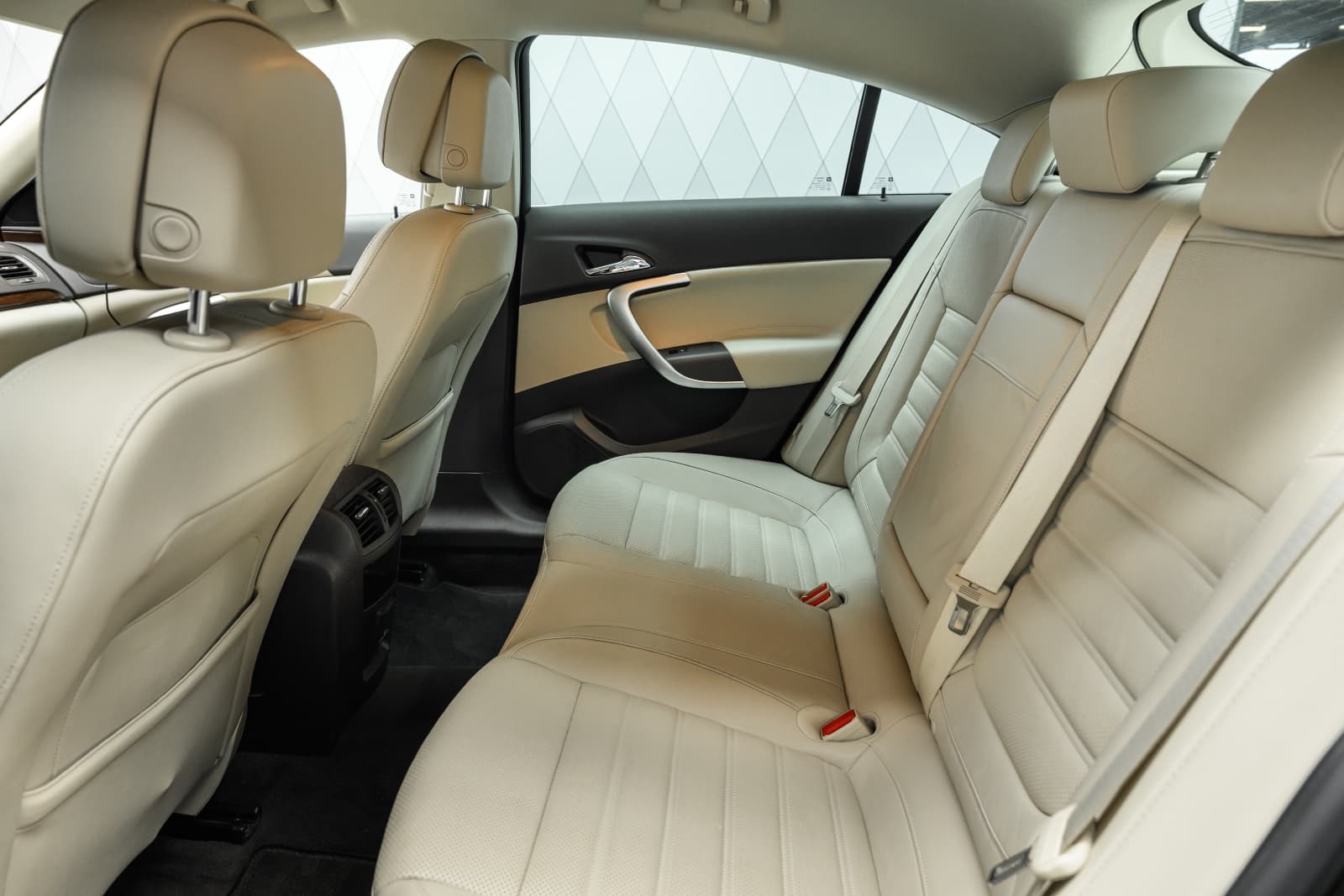 Opel Insignia - bilde 22