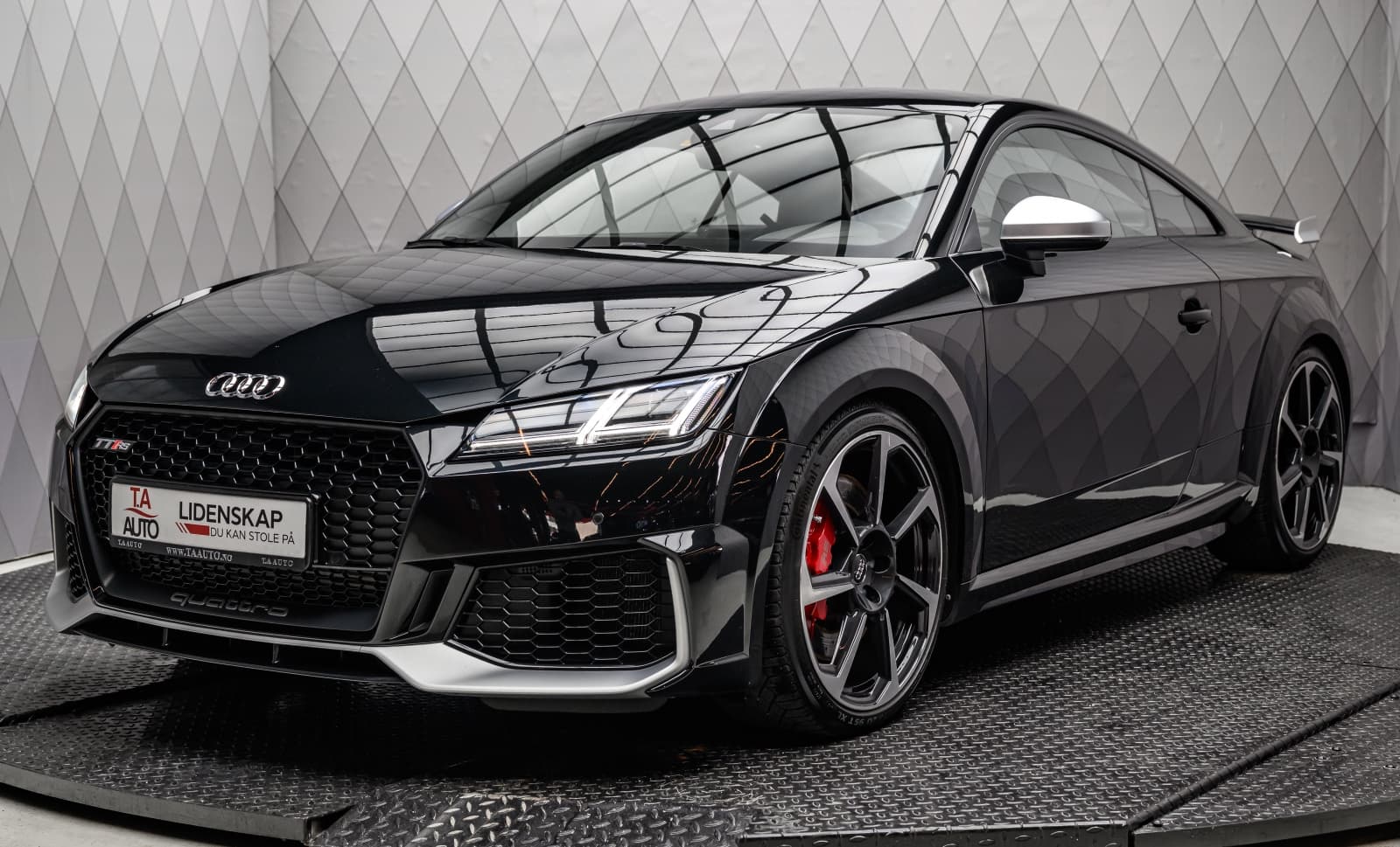 Audi TT RS - bilde 2