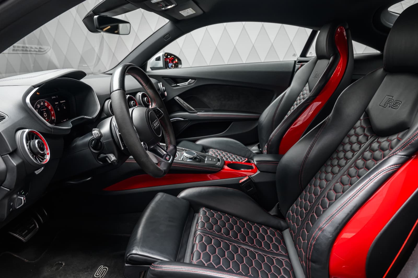 Audi TT RS - bilde 19