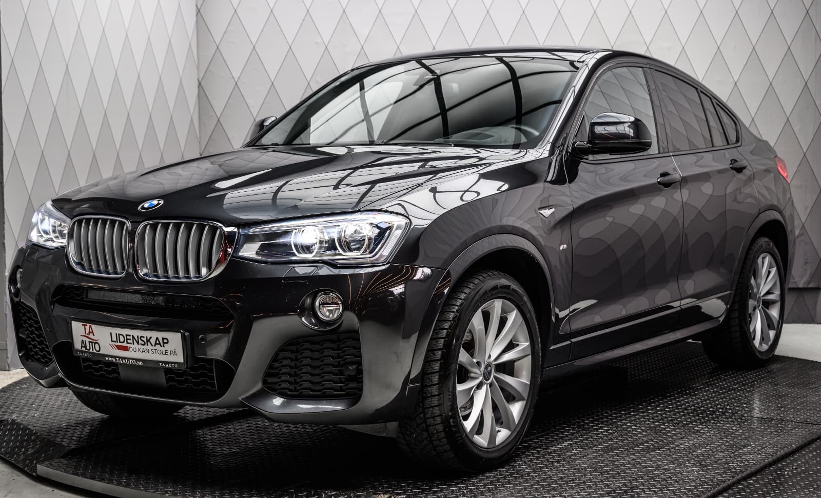 BMW X4 - bilde 2