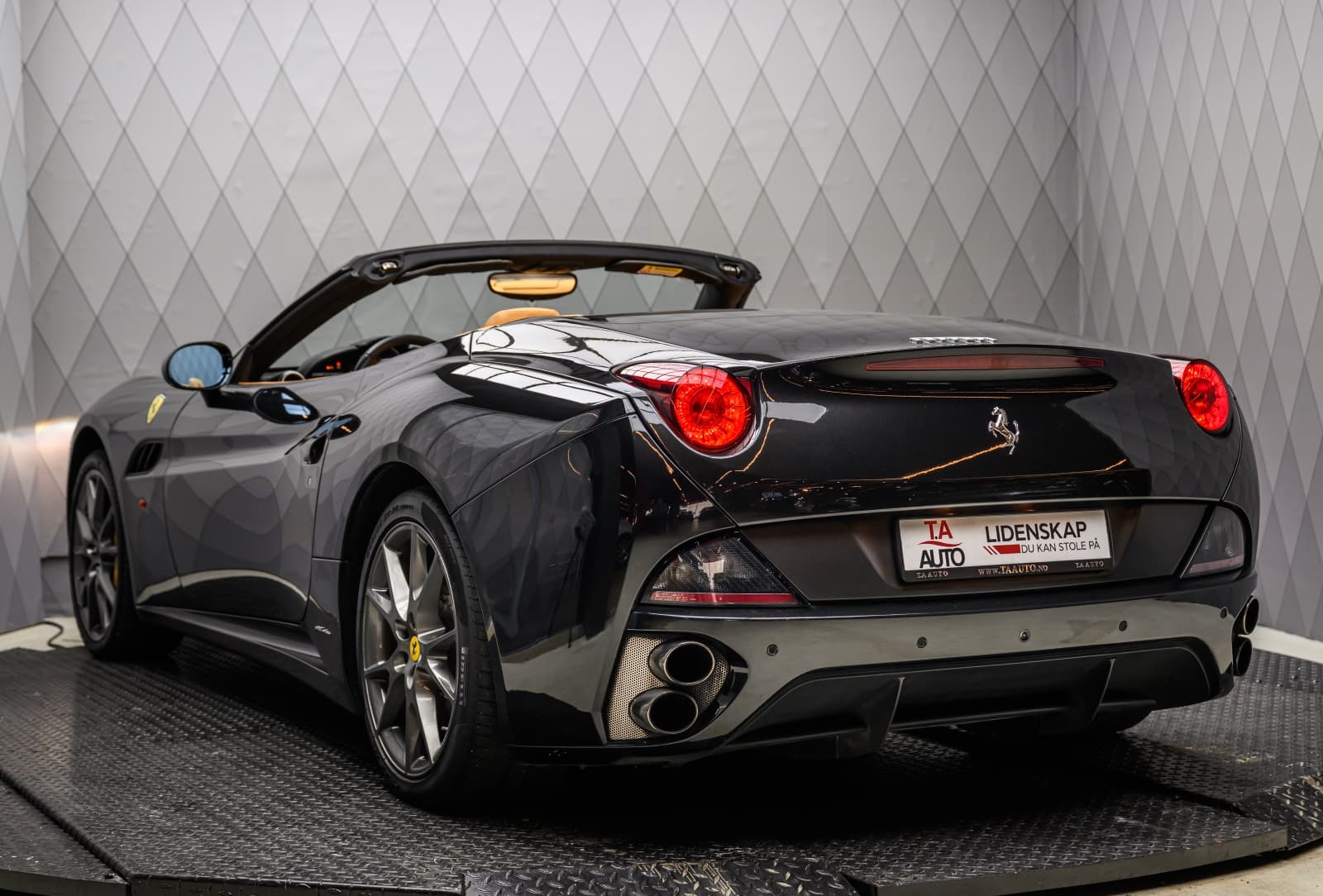 Ferrari California - bilde 7