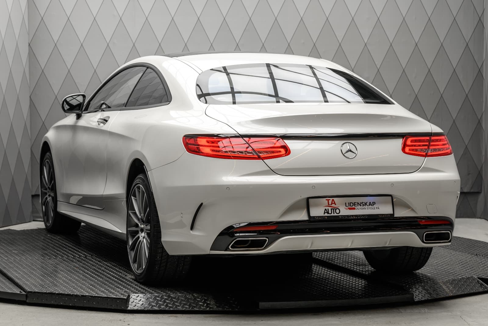 Mercedes-Benz S-Klasse