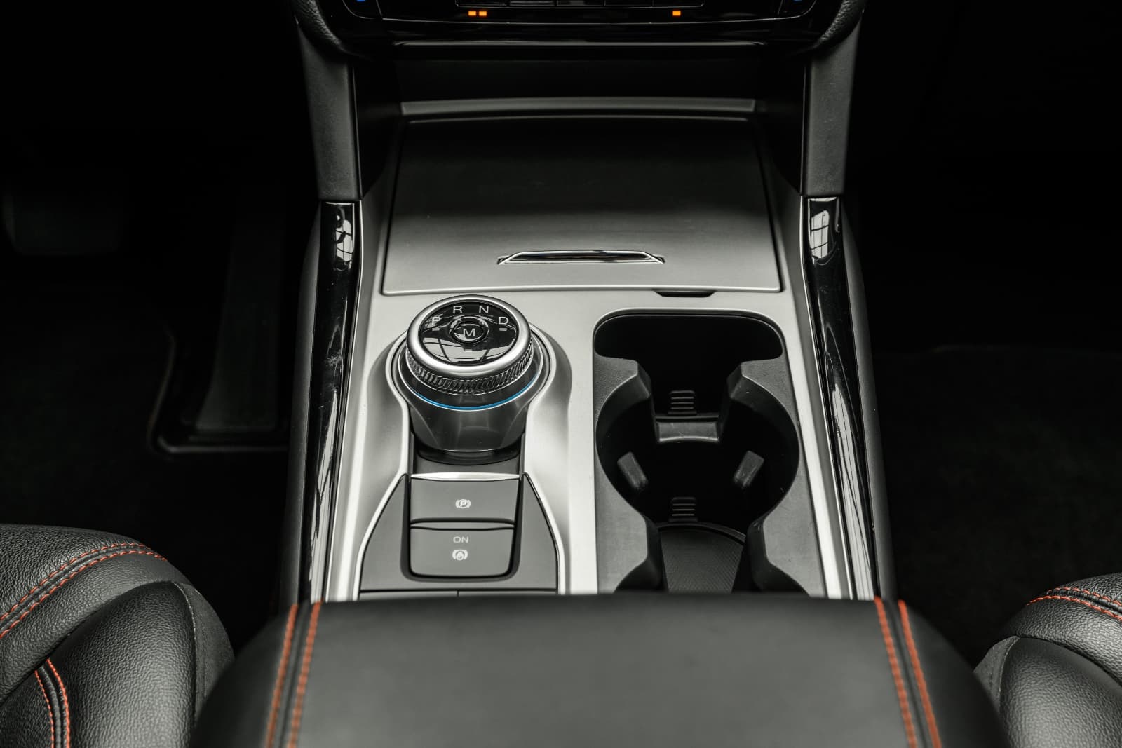 Ford Explorer - bilde 35
