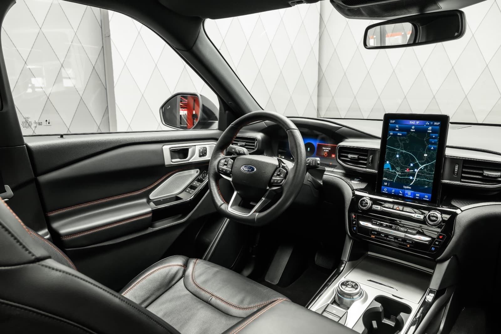 Ford Explorer - bilde 20