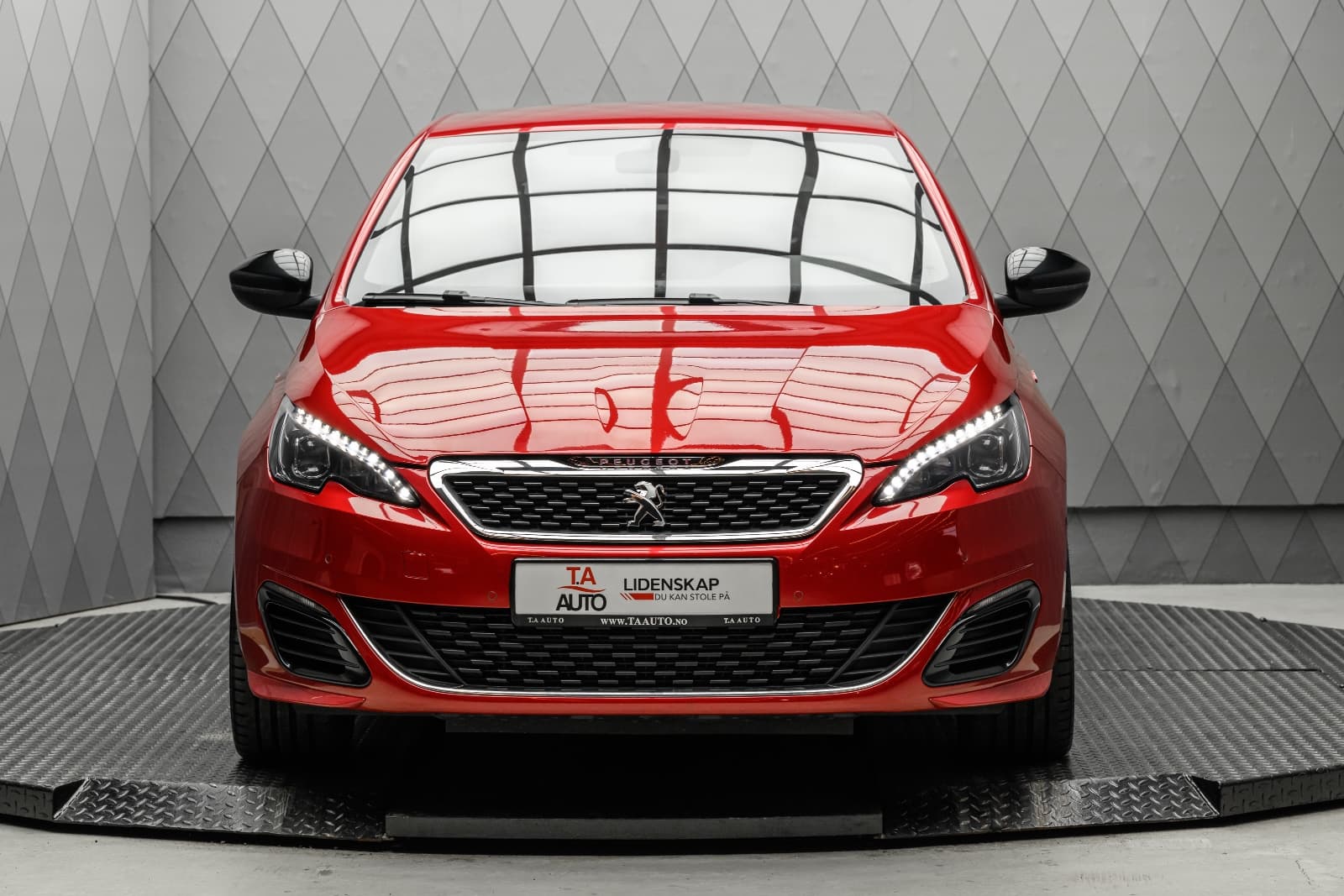 Peugeot 308 - bilde 4