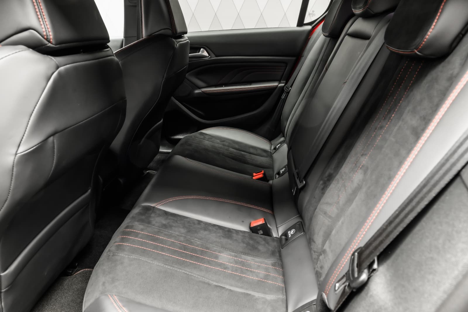 Peugeot 308 - bilde 23