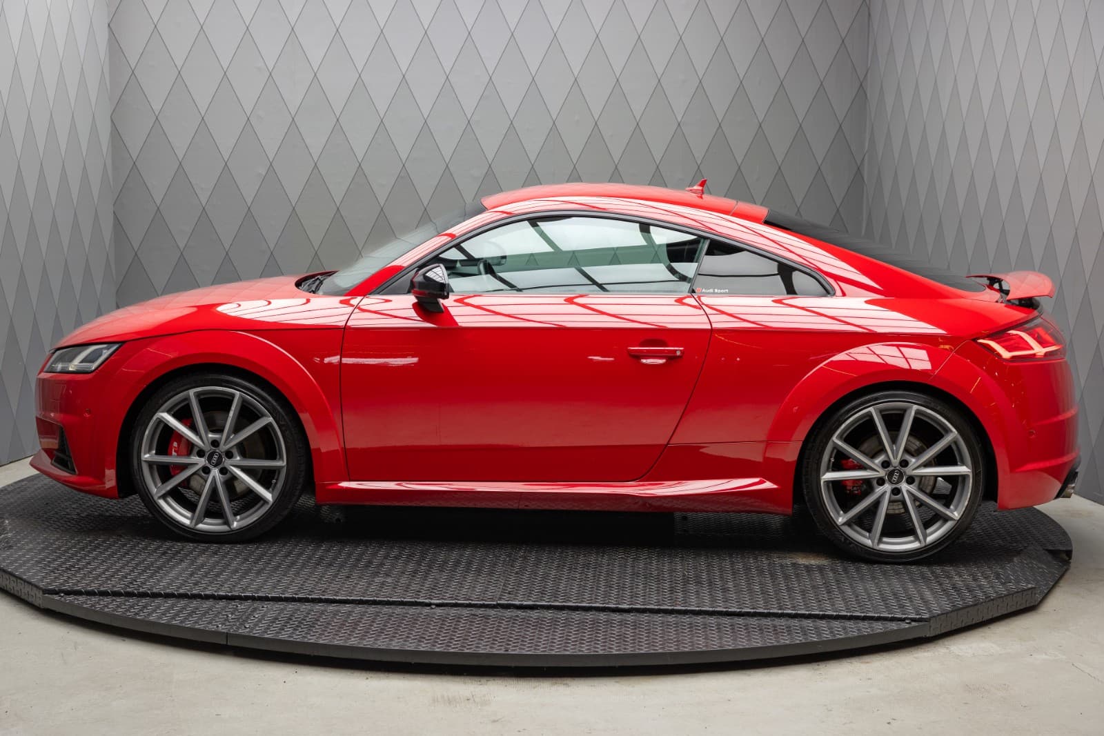 Audi TT - bilde 8
