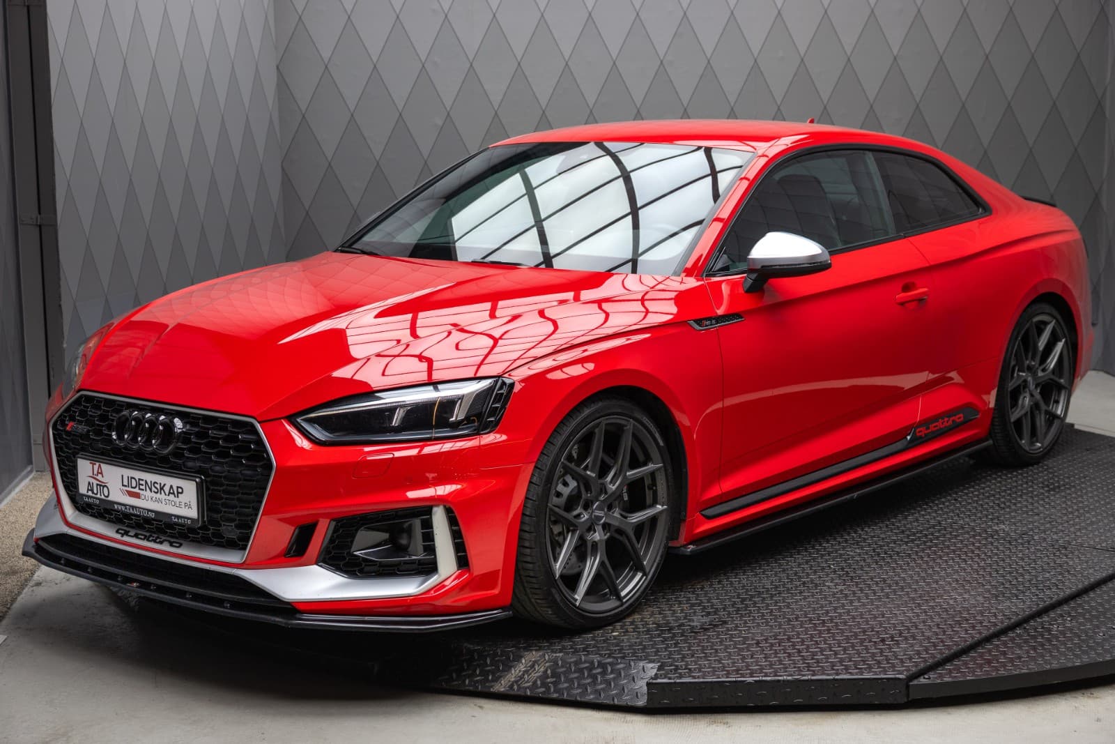 Audi RS5 - bilde 2