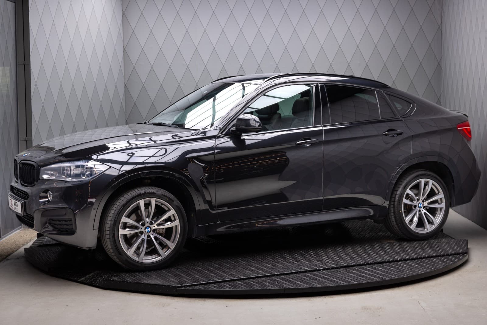 BMW X6 - bilde 2