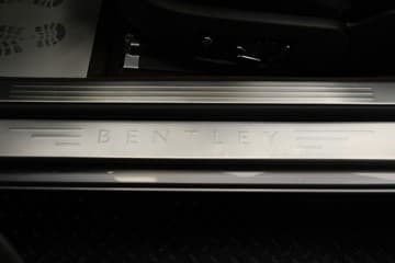 Bentley Continental GTC - thumbnail 19