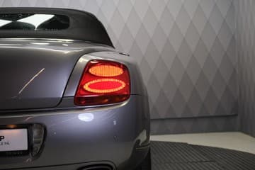 Bentley Continental GTC - thumbnail 13
