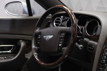 Bentley Continental GTC - thumbnail 28