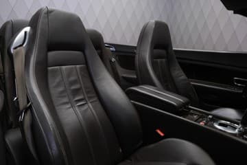 Bentley Continental GTC - thumbnail 22