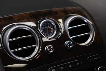 Bentley Continental GTC - thumbnail 31