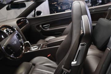 Bentley Continental GTC - thumbnail 32