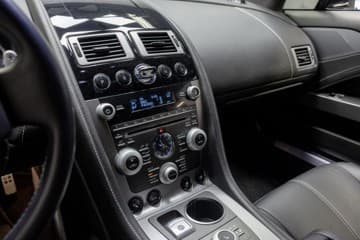 Aston Martin Rapide - thumbnail 16