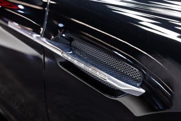 Aston Martin Rapide - thumbnail 10