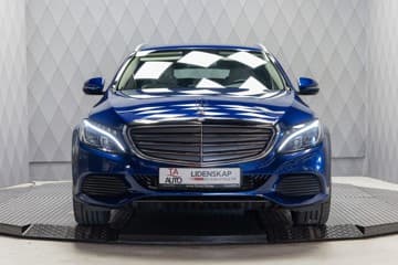 Mercedes-Benz C-Klasse - thumbnail 3