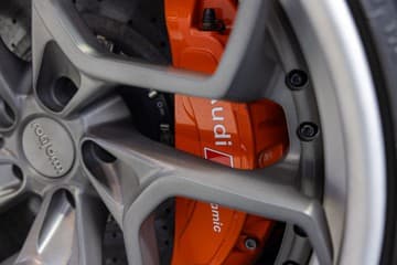 Audi RS6 - thumbnail 11