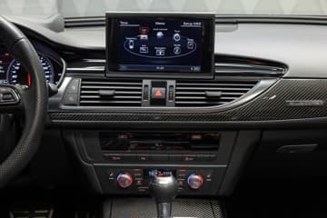 Audi RS6 - thumbnail 33