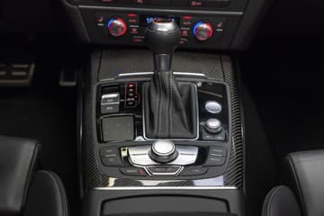 Audi RS6 - thumbnail 34