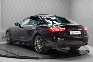 Maserati Ghibli - thumbnail 1