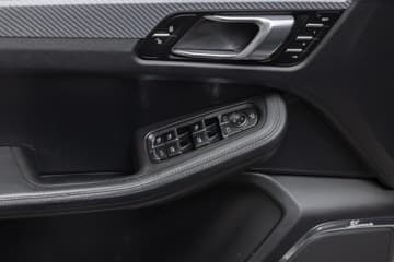 Porsche Macan - thumbnail 16