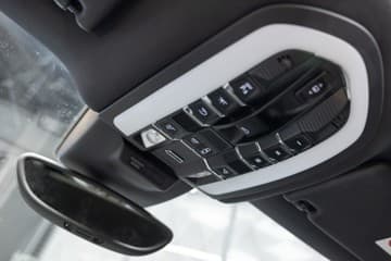 Porsche Macan - thumbnail 35