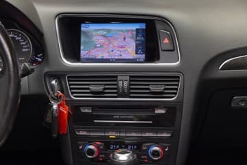 Audi SQ5 - thumbnail 18