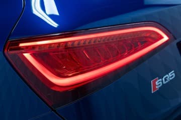 Audi SQ5 - thumbnail 10