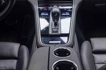 Porsche Panamera - thumbnail 32