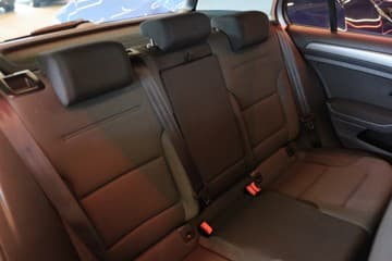 Volkswagen Golf - thumbnail 14