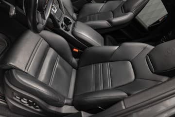 Porsche Cayenne - thumbnail 23