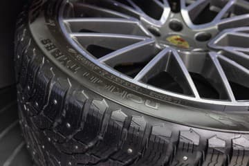 Porsche Cayenne - thumbnail 40