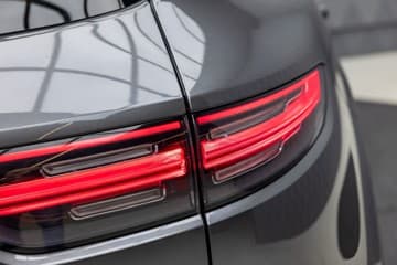 Porsche Cayenne - thumbnail 11