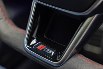 Audi RS6 - thumbnail 27