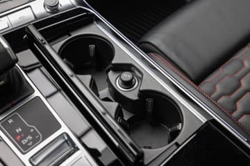 Audi RS6 - thumbnail 35