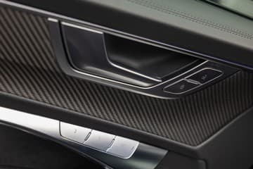 Audi RS6 - thumbnail 24