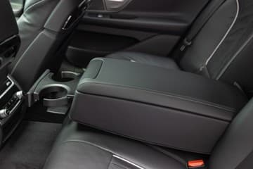 BMW 7-serie - thumbnail 37