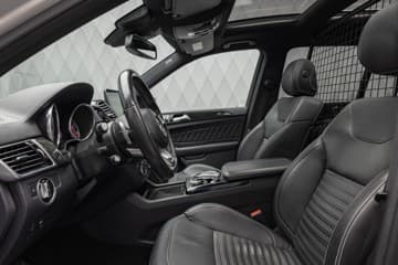 Mercedes-Benz GLS - thumbnail 17