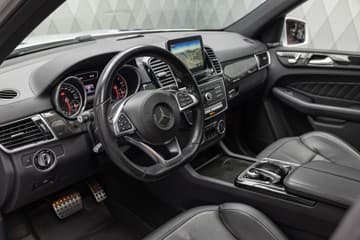 Mercedes-Benz GLS - thumbnail 16