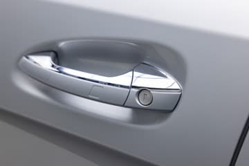 Mercedes-Benz GLS - thumbnail 11