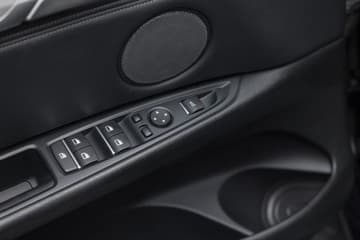 BMW X6 M - thumbnail 15