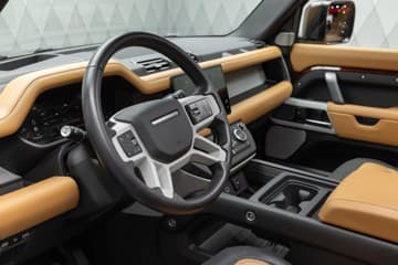 Land Rover Defender - thumbnail 18
