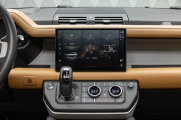 Land Rover Defender - thumbnail 26